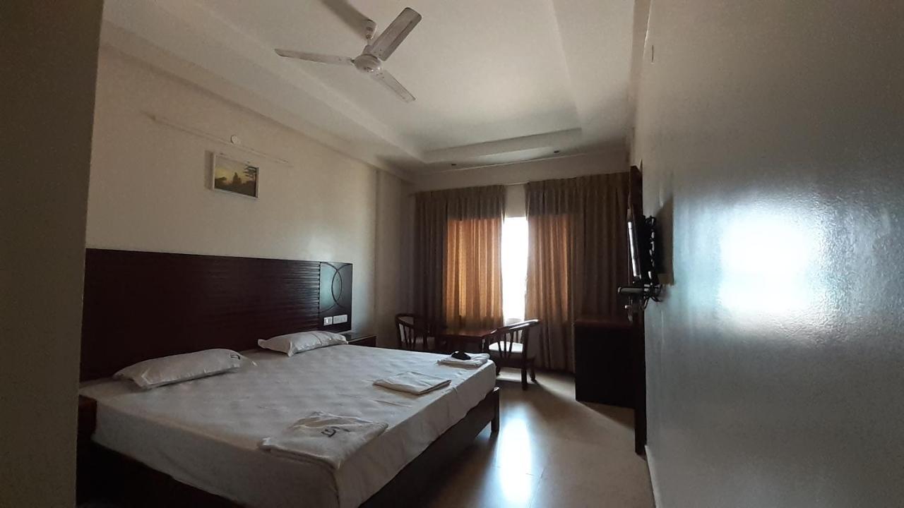 Hotel Balaji Inn Thanjavur Bagian luar foto