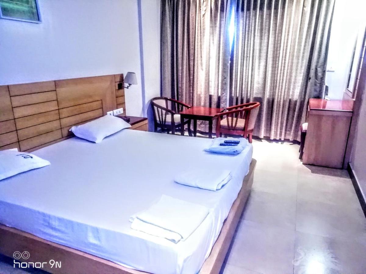 Hotel Balaji Inn Thanjavur Bagian luar foto
